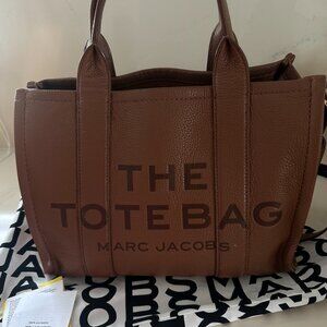 MARC JACOBS Medium Tote Bag (gently used)
